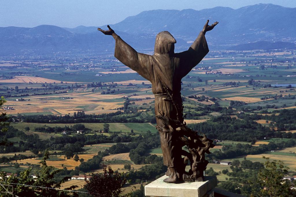 L'Angelo Pellegrino Miniappartamenti Rieti Quarto foto